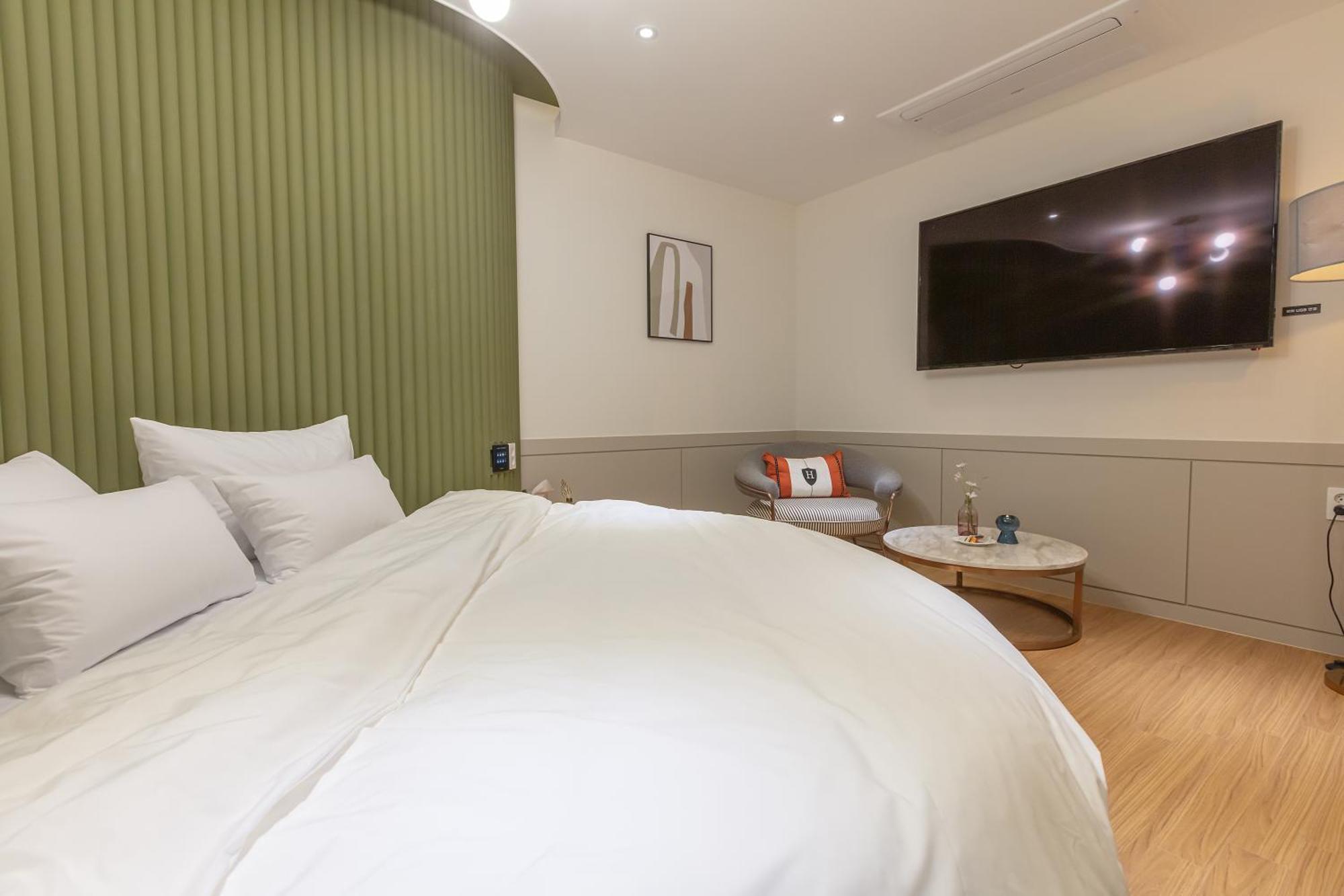 Nomad Hotel Gimhae Zewnętrze zdjęcie