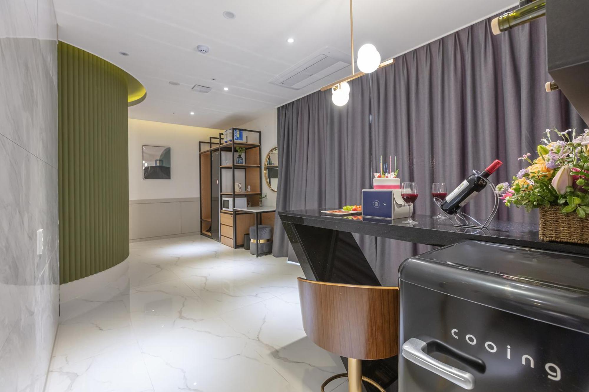 Nomad Hotel Gimhae Zewnętrze zdjęcie